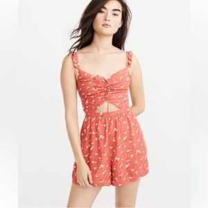 Abercrombie and Fitch floral romper in excellent condition